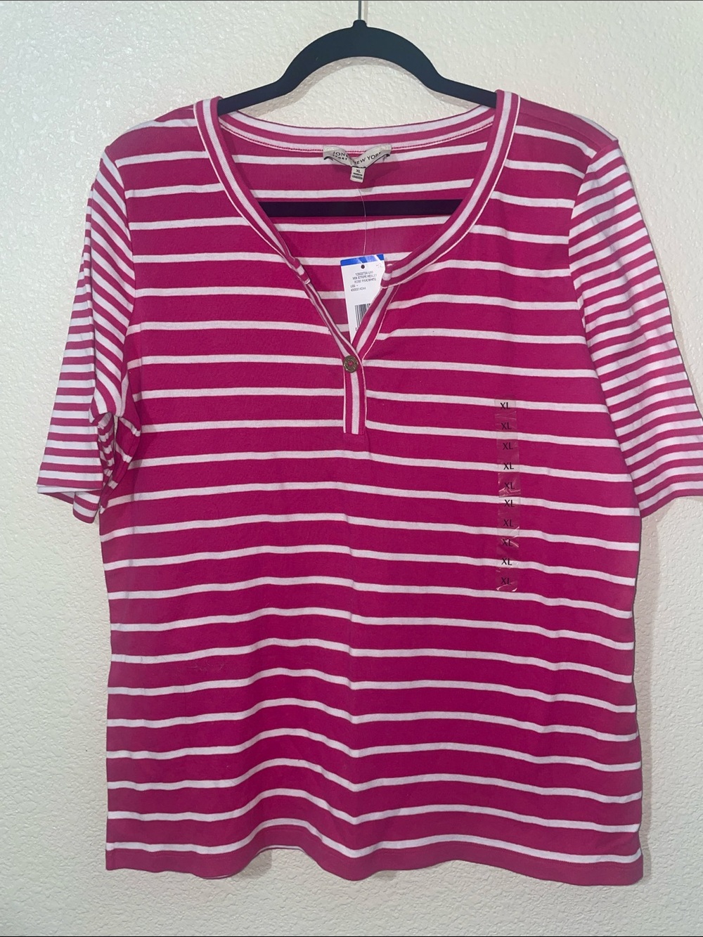 BNWT Jones New York Pink and White Striped Henley Top, size XL